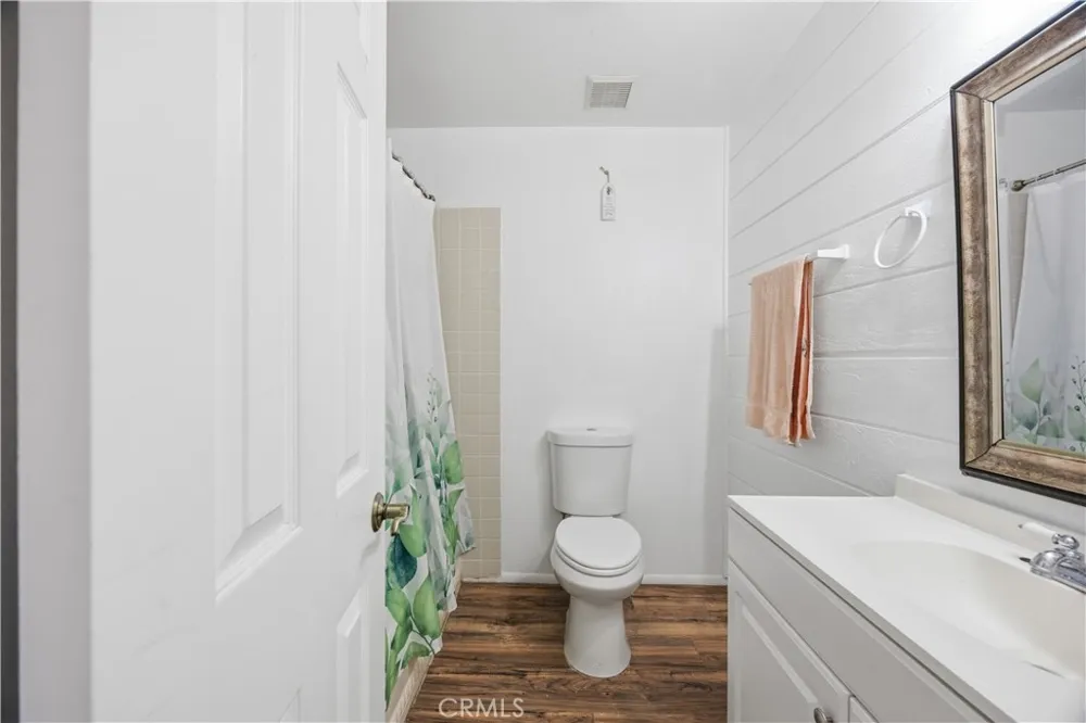 1120 S Yorktown Street Ridgecrest, CA 93555