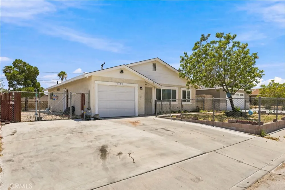 1120 S Yorktown Street Ridgecrest, CA 93555
