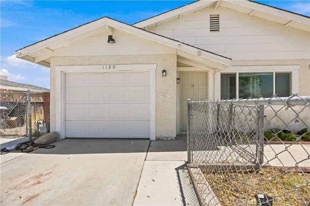 1120 S Yorktown Street Ridgecrest, CA 93555