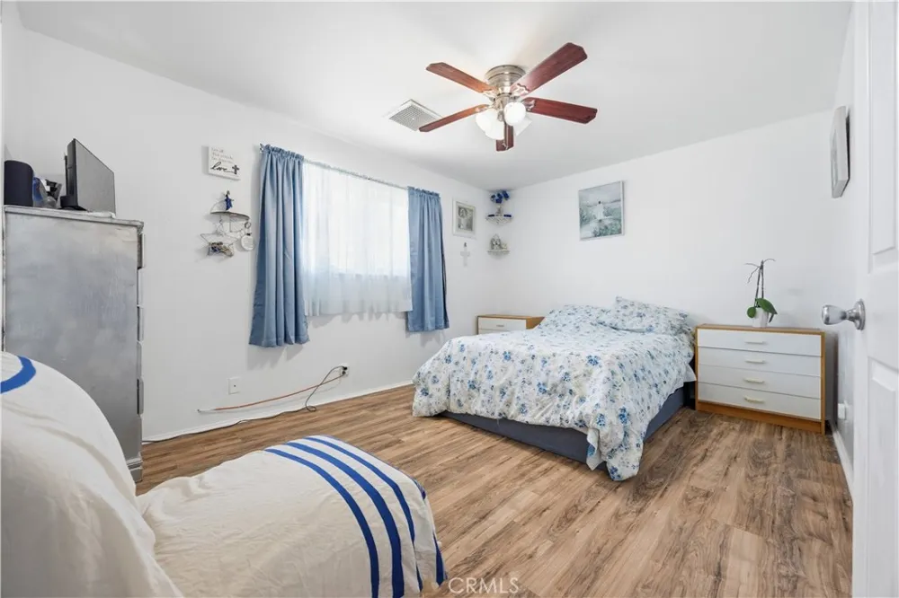 1120 S Yorktown Street Ridgecrest, CA 93555