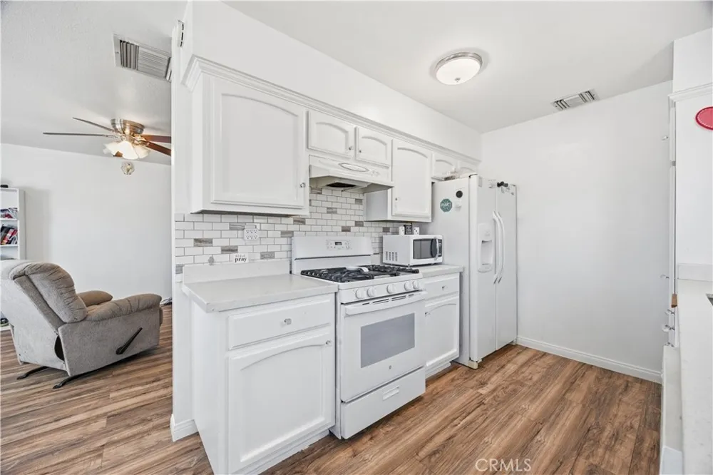 1120 S Yorktown Street Ridgecrest, CA 93555