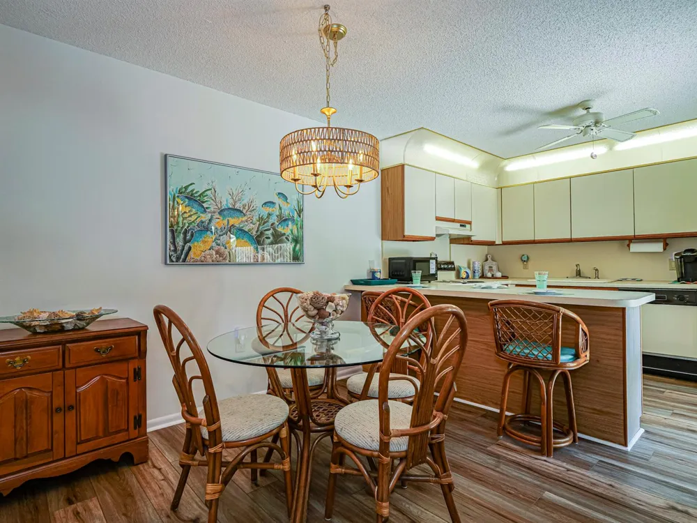 340 S Waverly Place #8b Vero Beach, FL 32960