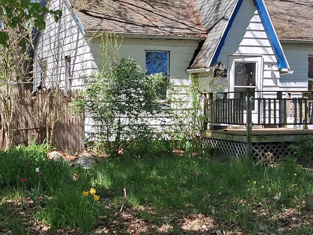 1354 Hurd Avenue Benton Harbor, MI 49022