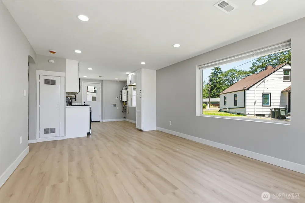 14402 Washington Avenue SW #3 Lakewood, WA 98498