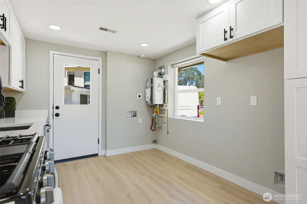 14402 Washington Avenue SW #3 Lakewood, WA 98498