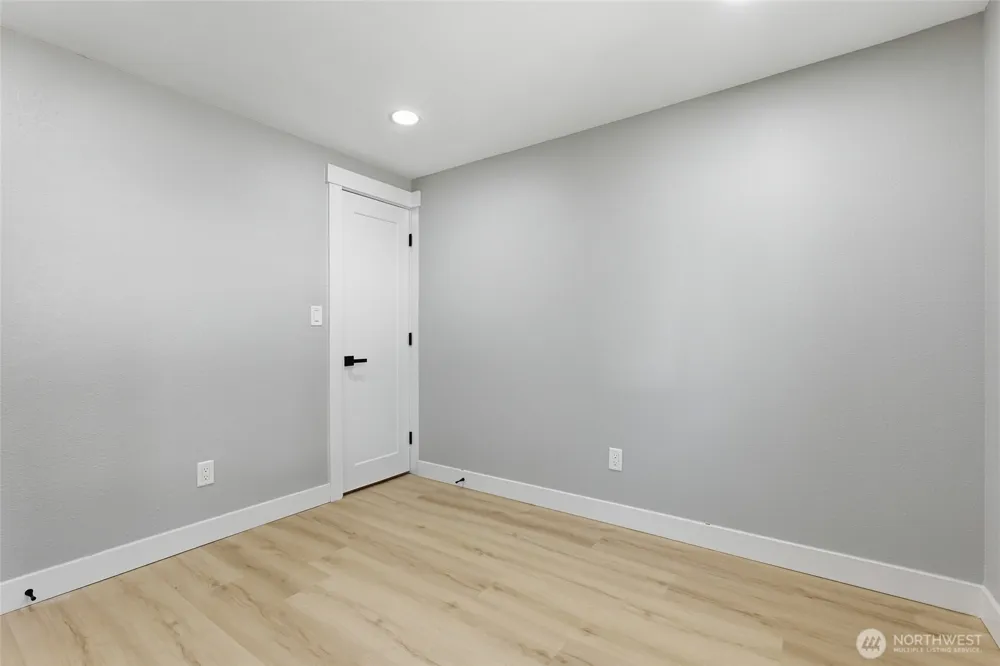 14402 Washington Avenue SW #3 Lakewood, WA 98498