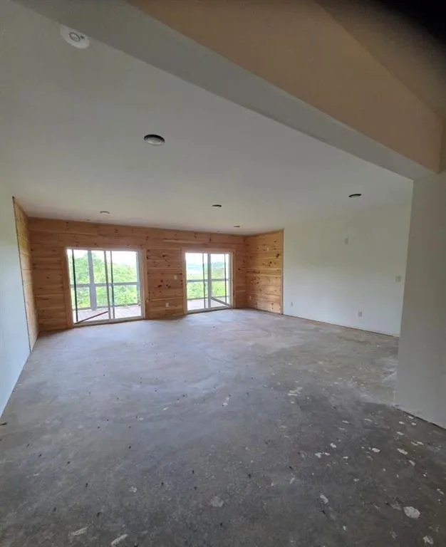 95 Ridgeline Lane Mineral Bluff, GA 30559