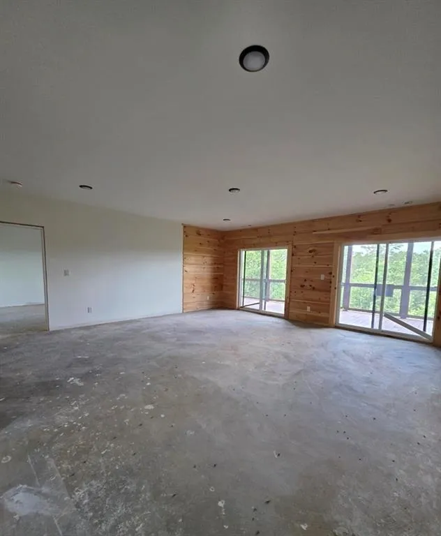 95 Ridgeline Lane Mineral Bluff, GA 30559