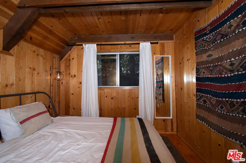 25270 Nestwa Trail Idyllwild, CA 92549