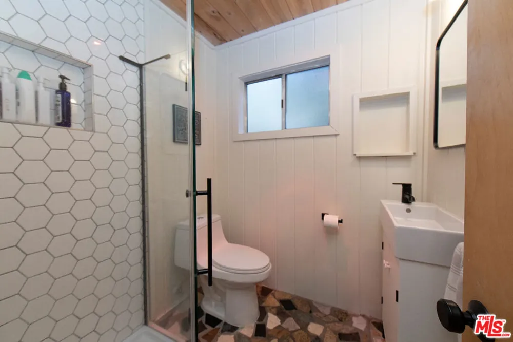 25270 Nestwa Trail Idyllwild, CA 92549