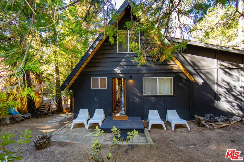 25270 Nestwa Trail Idyllwild, CA 92549