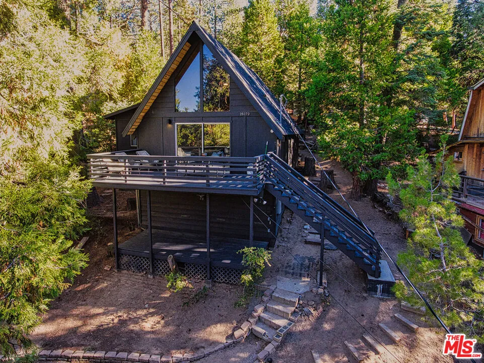 25270 Nestwa Trail Idyllwild, CA 92549
