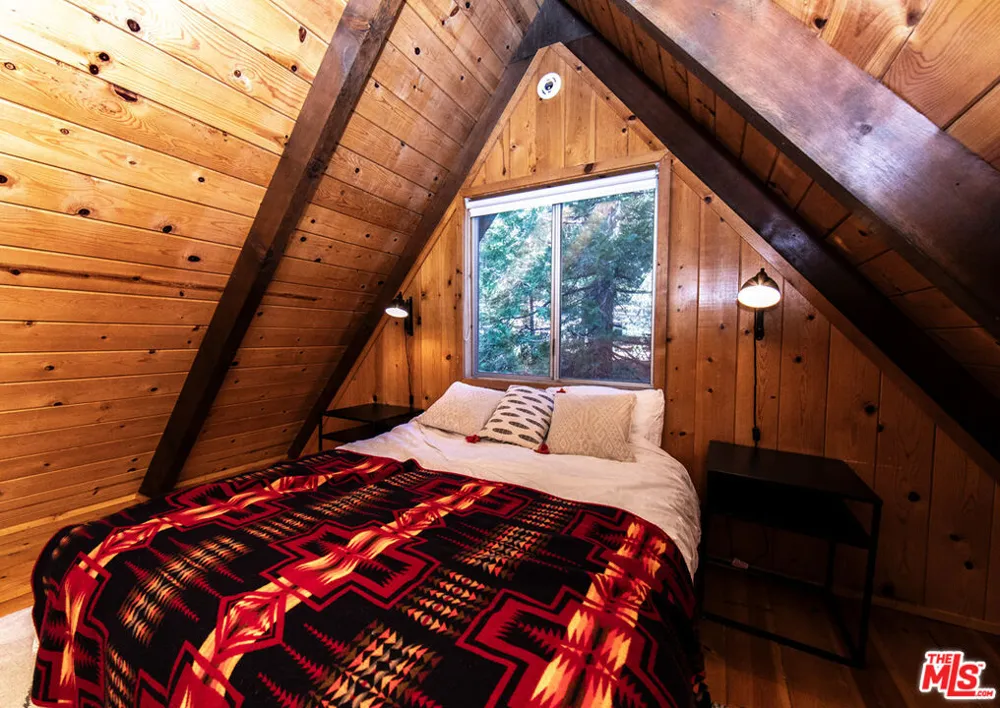 25270 Nestwa Trail Idyllwild, CA 92549