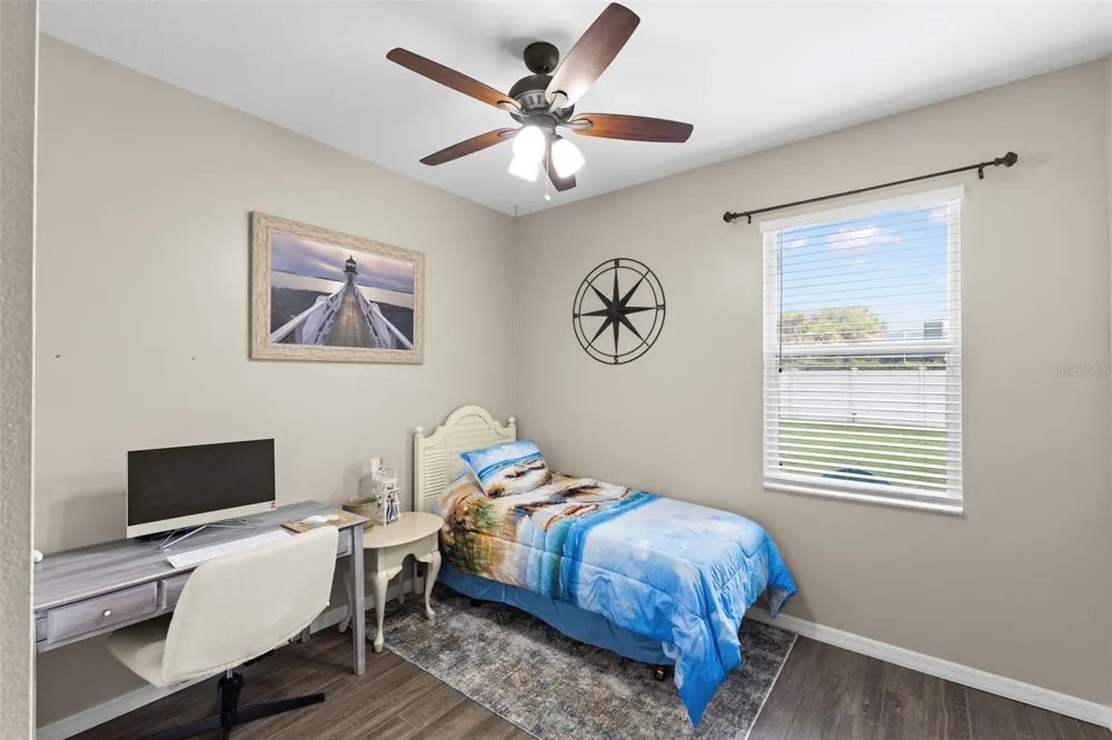 4038 LITHIA RIDGE BOULEVARD Valrico, FL 33596