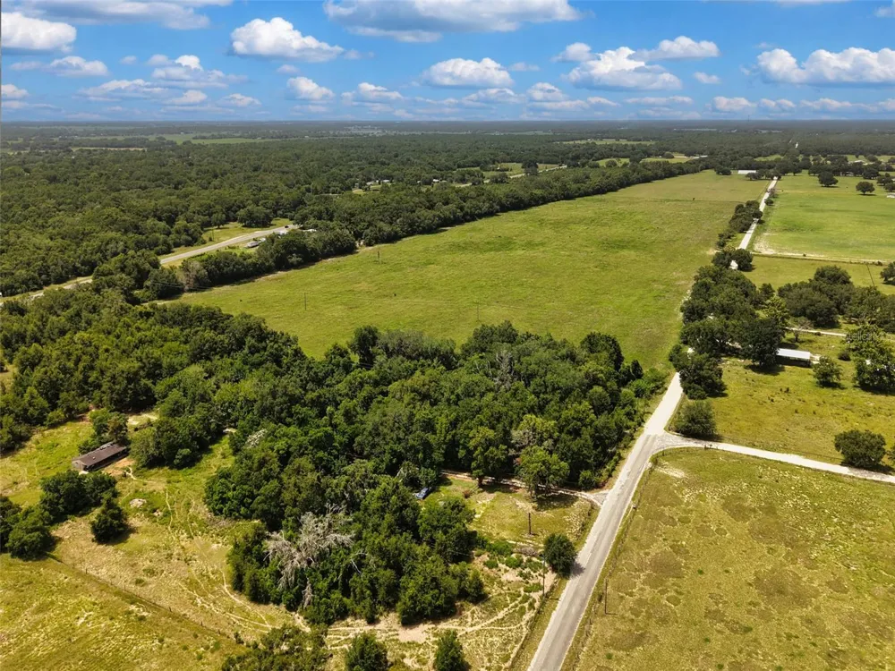 000 SE 200 AVENUE SE Morriston, FL 32668