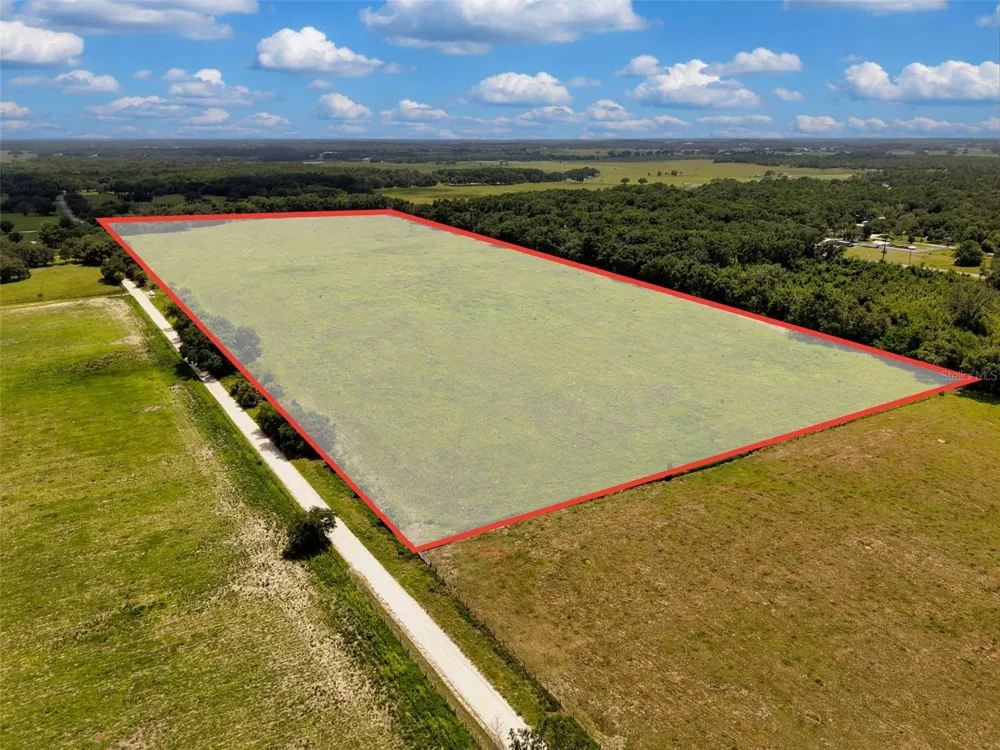 000 SE 200 AVENUE SE Morriston, FL 32668