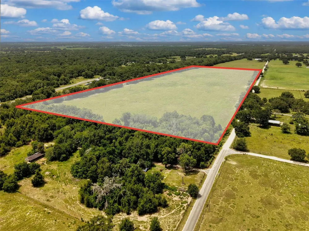 000 SE 200 AVENUE SE Morriston, FL 32668