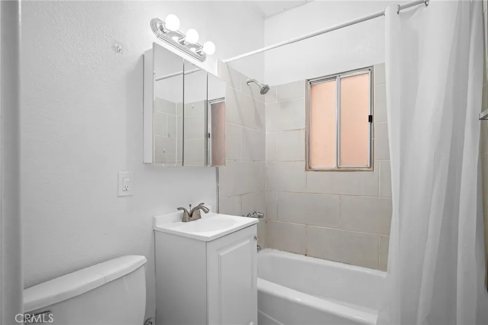 131 S Jackson Street #103 Glendale, CA 91205