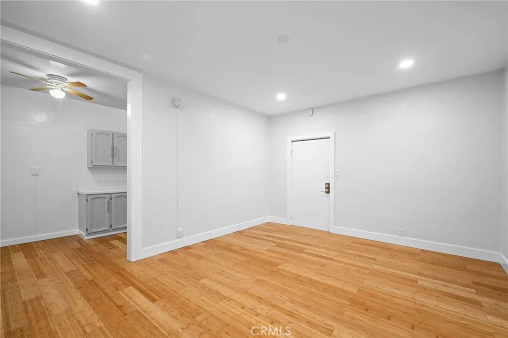 131 S Jackson Street #103 Glendale, CA 91205