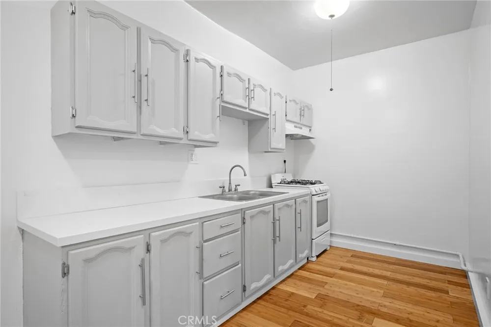 131 S Jackson Street #103 Glendale, CA 91205