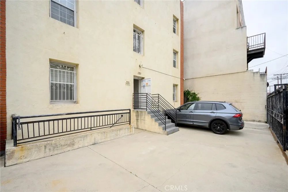 131 S Jackson Street #103 Glendale, CA 91205