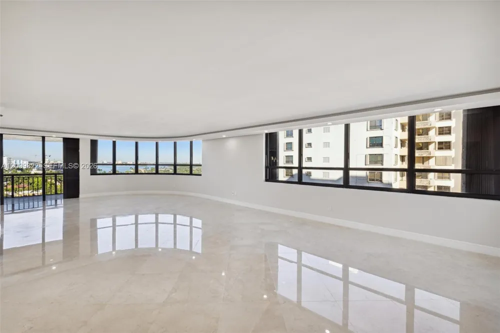 10175 Collins Ave #907 Bal Harbour, FL 33154