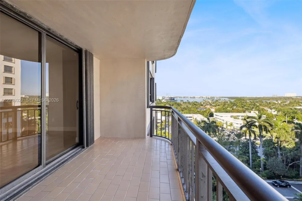 10175 Collins Ave #907 Bal Harbour, FL 33154