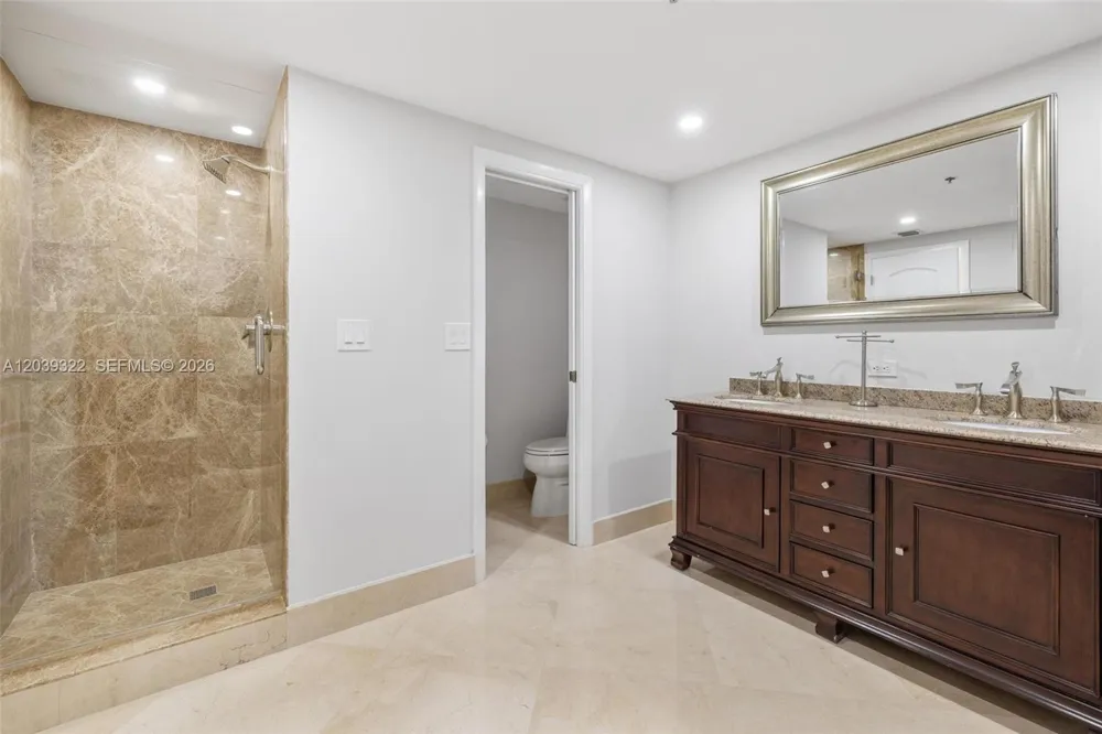 10175 Collins Ave #907 Bal Harbour, FL 33154