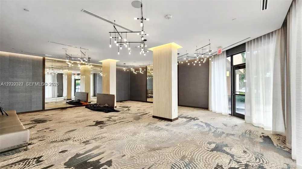 10175 Collins Ave #907 Bal Harbour, FL 33154