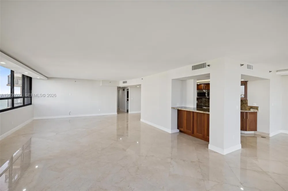 10175 Collins Ave #907 Bal Harbour, FL 33154