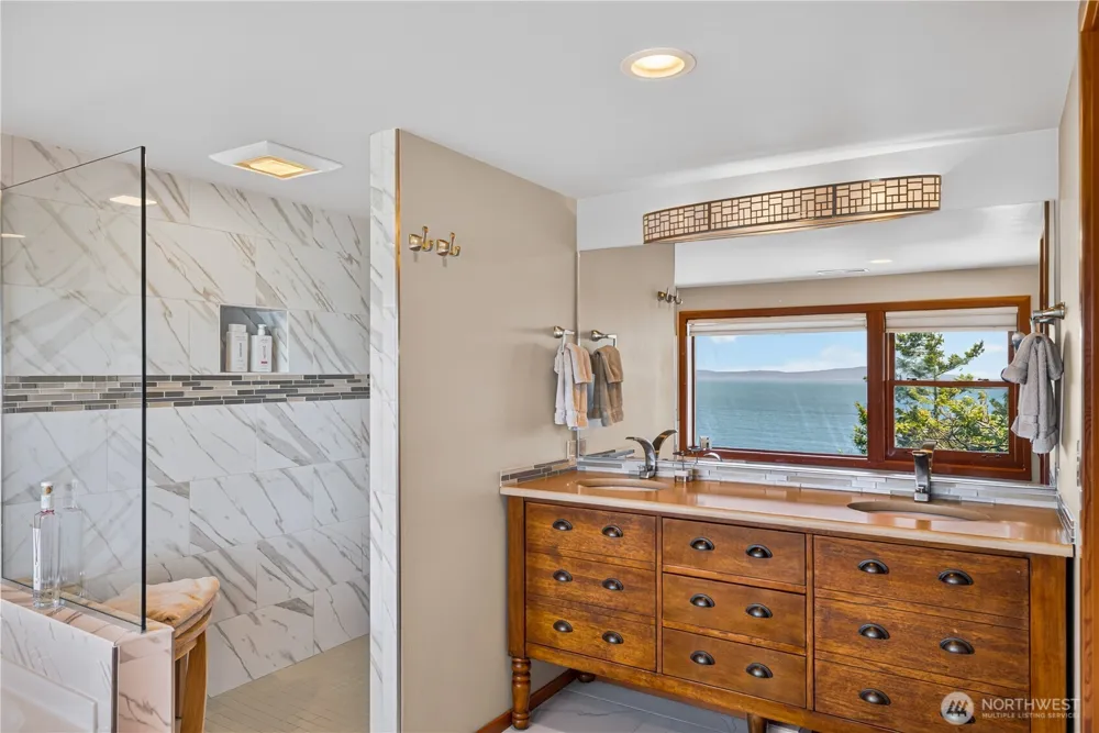 14122 Ervine Road Anacortes, WA 98221