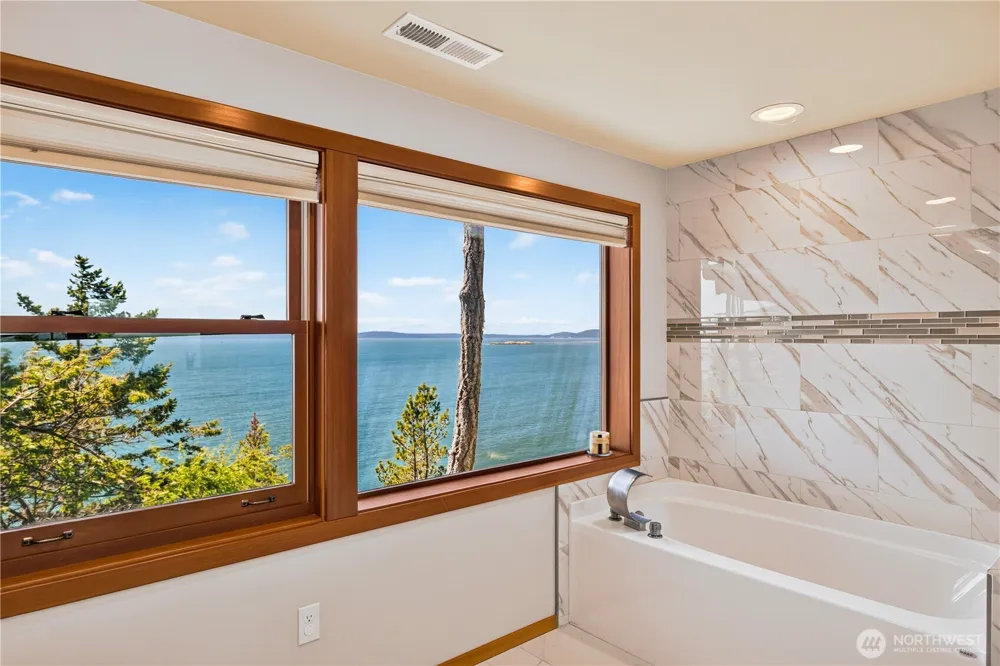 14122 Ervine Road Anacortes, WA 98221