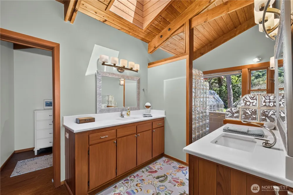 14122 Ervine Road Anacortes, WA 98221
