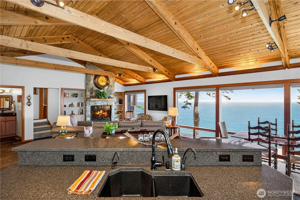 14122 Ervine Road Anacortes, WA 98221