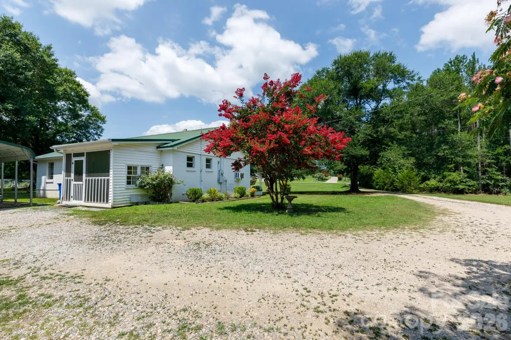 785 Hawthorne Road Chester, SC 29706