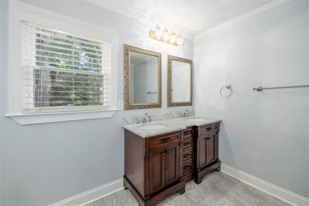 2210 Rosser Place Smoke Rise, GA 30087