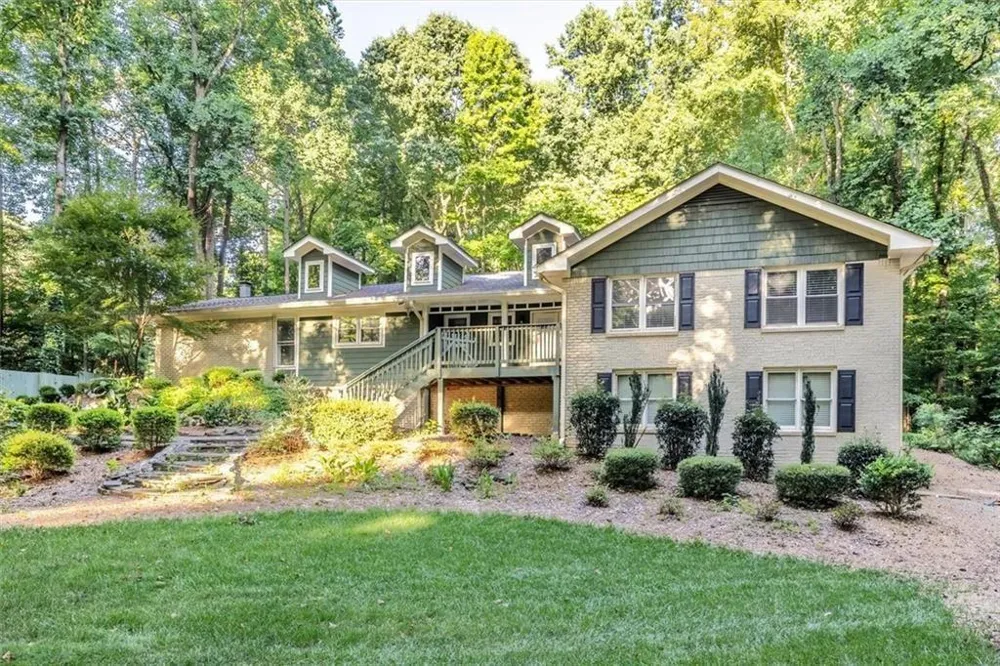 2210 Rosser Place Smoke Rise, GA 30087