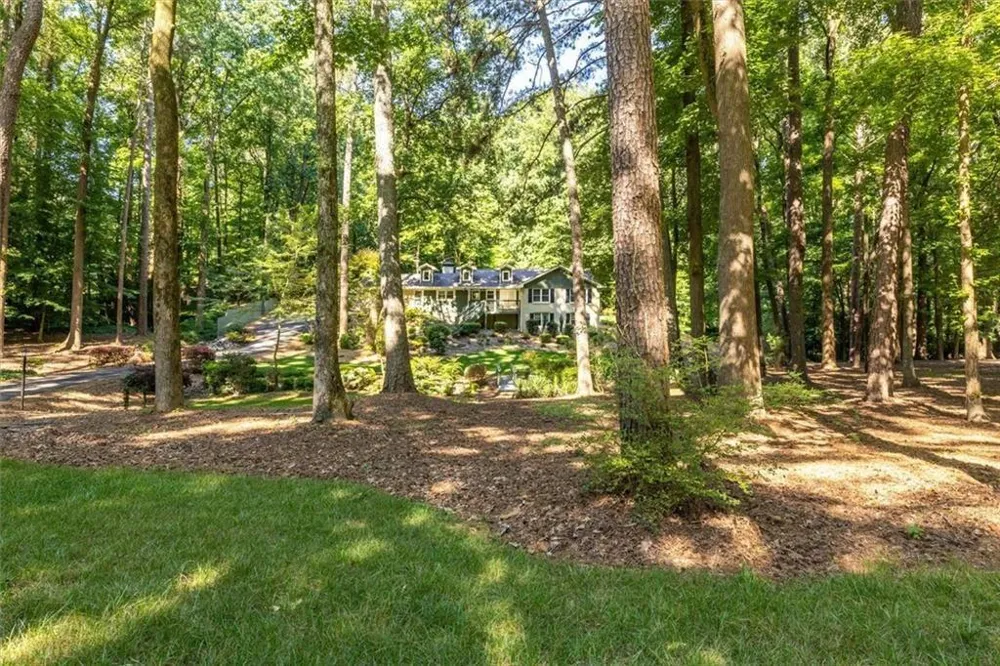 2210 Rosser Place Smoke Rise, GA 30087