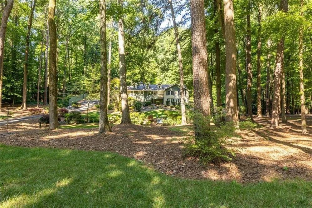 2210 Rosser Place Smoke Rise, GA 30087