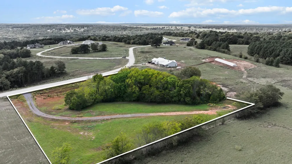 16622 Caeli Heights Winona, TX 75792