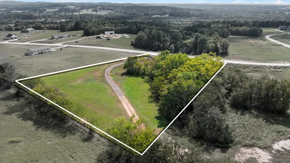 16622 Caeli Heights Winona, TX 75792