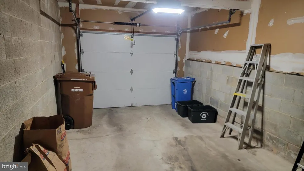 1901 MONROE LANE Ambler, PA 19002