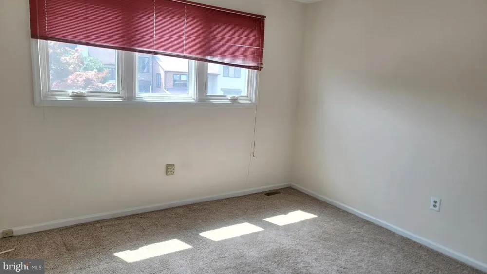 1901 MONROE LANE Ambler, PA 19002
