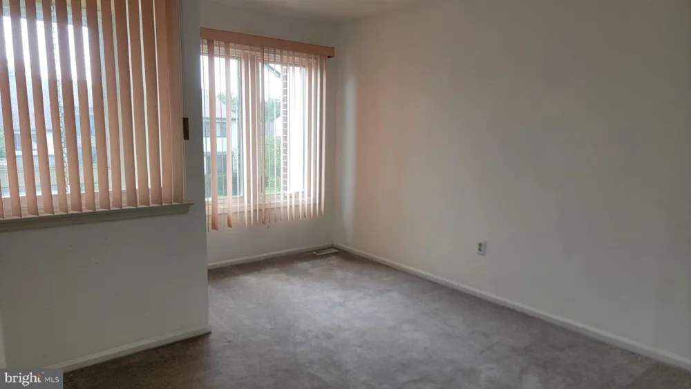 1901 MONROE LANE Ambler, PA 19002