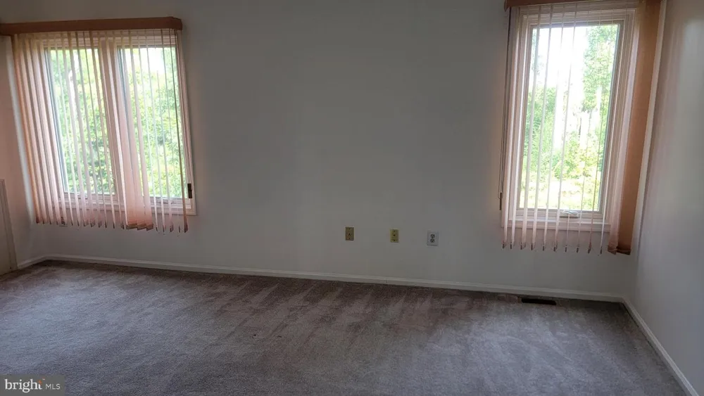 1901 MONROE LANE Ambler, PA 19002