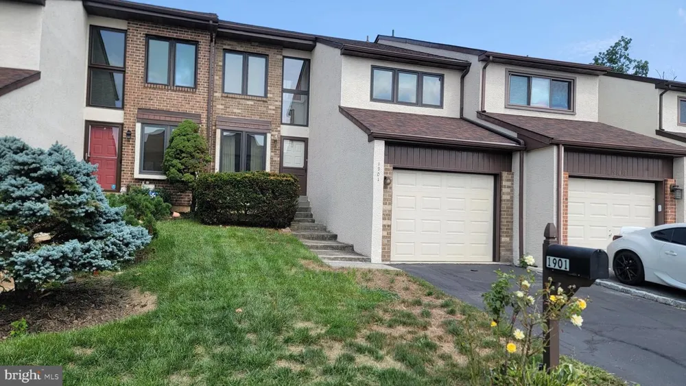 1901 MONROE LANE Ambler, PA 19002