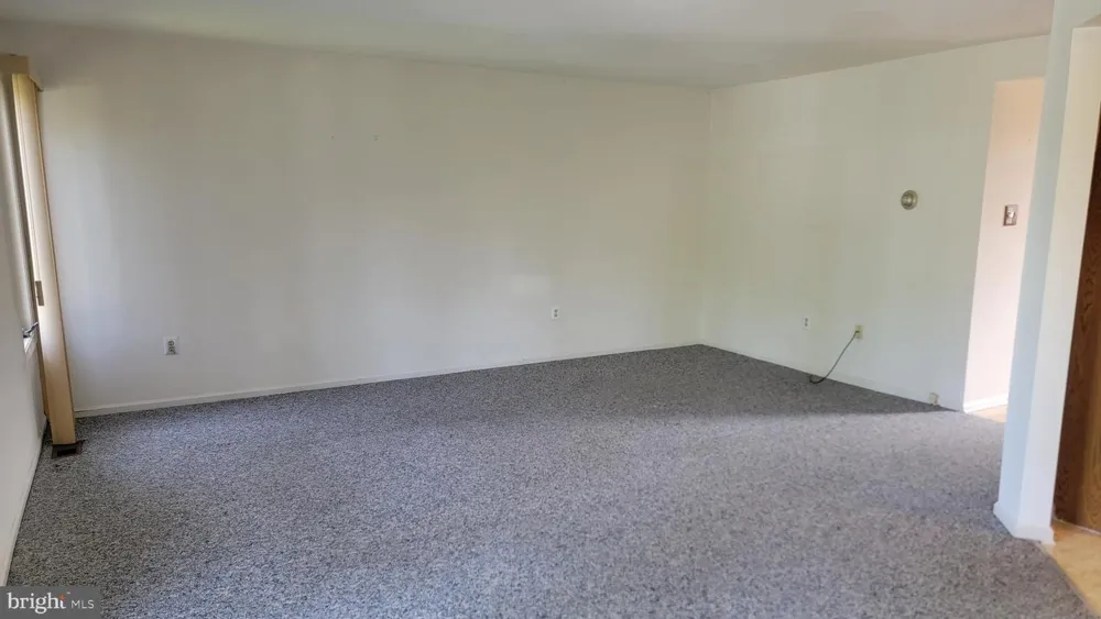 1901 MONROE LANE Ambler, PA 19002