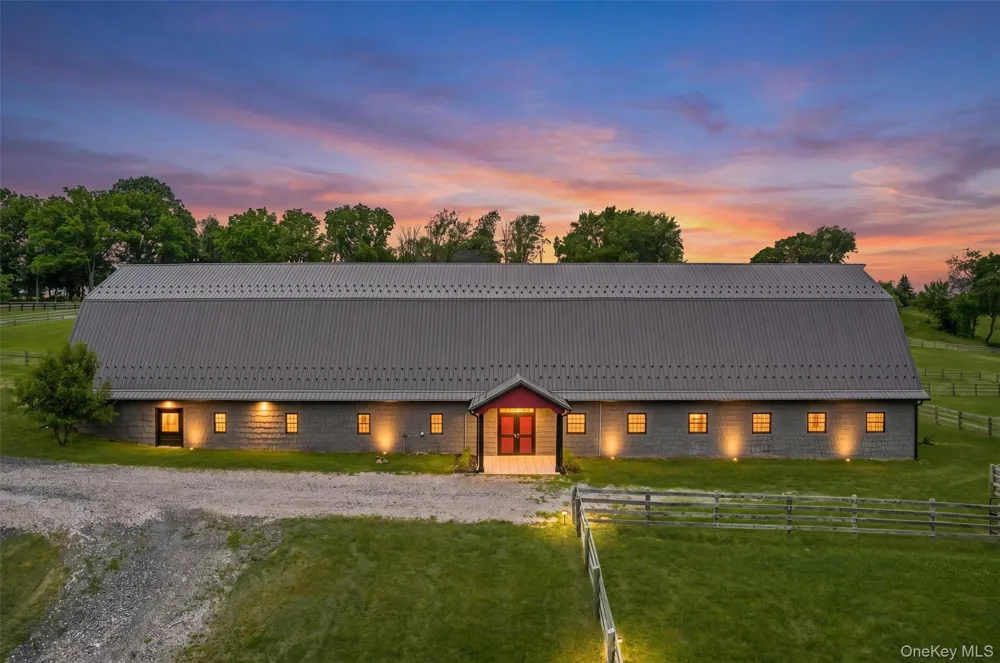16 Almond Tree Lane Warwick, NY 10990