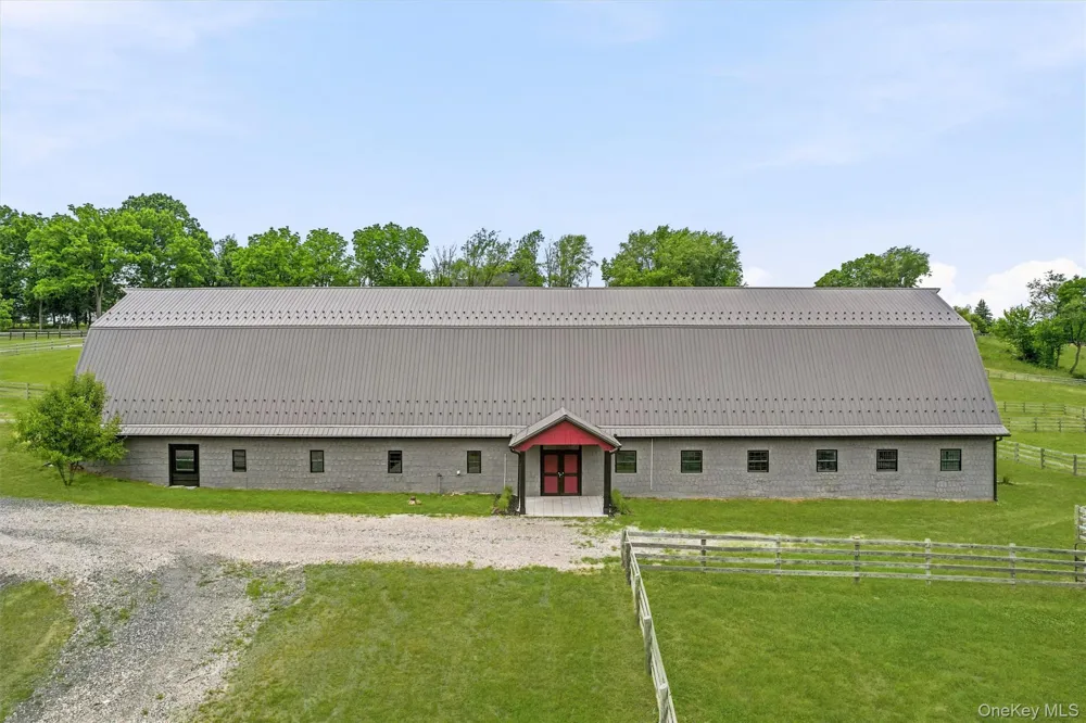16 Almond Tree Lane Warwick, NY 10990