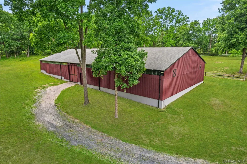 16 Almond Tree Lane Warwick, NY 10990